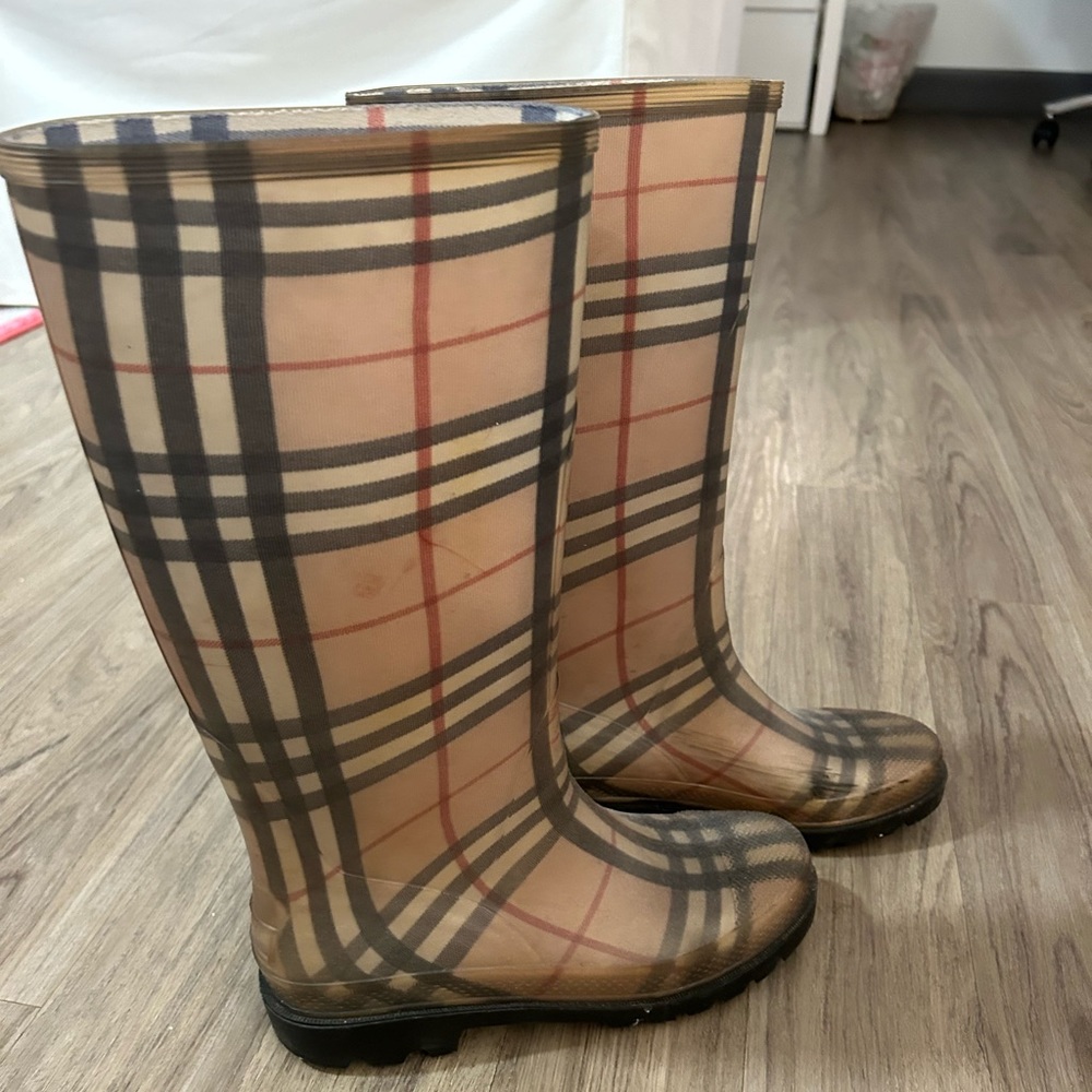 Burberry Rubber Mid-Calf Rain Boots - Check Print